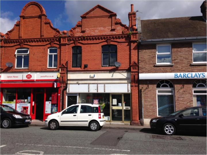 A GLAM LEASE FOR SMITH AND SONS Smith and Sons